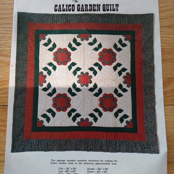 Vintage 80s Calico Garden Quilt Sewing Pattern with Templates - Picture 3 of 6